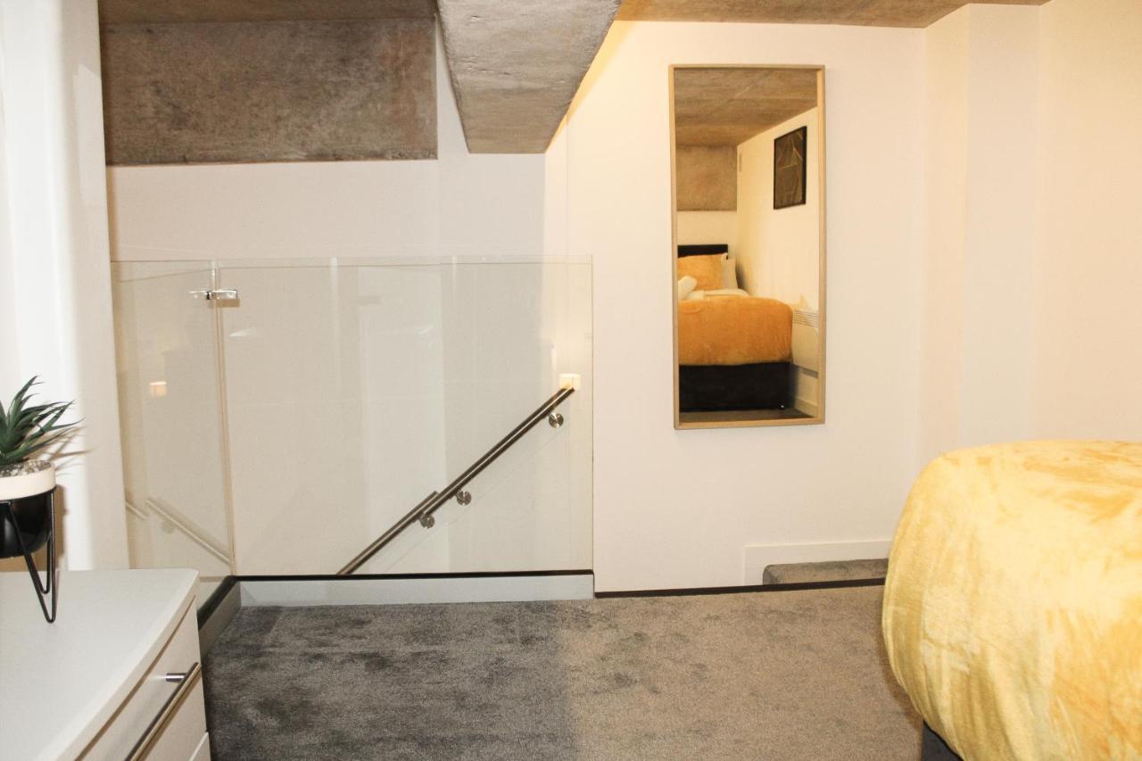 Modern Luxury Serviced Duplex Apartments By Repose- 150 Metro Court, 西布罗姆维奇 外观 照片