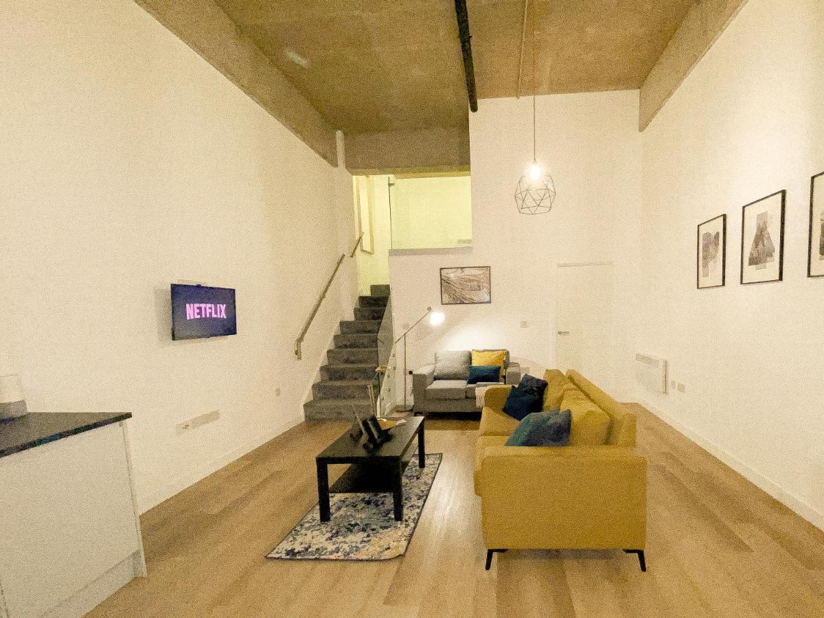 Modern Luxury Serviced Duplex Apartments By Repose- 150 Metro Court, 西布罗姆维奇 外观 照片