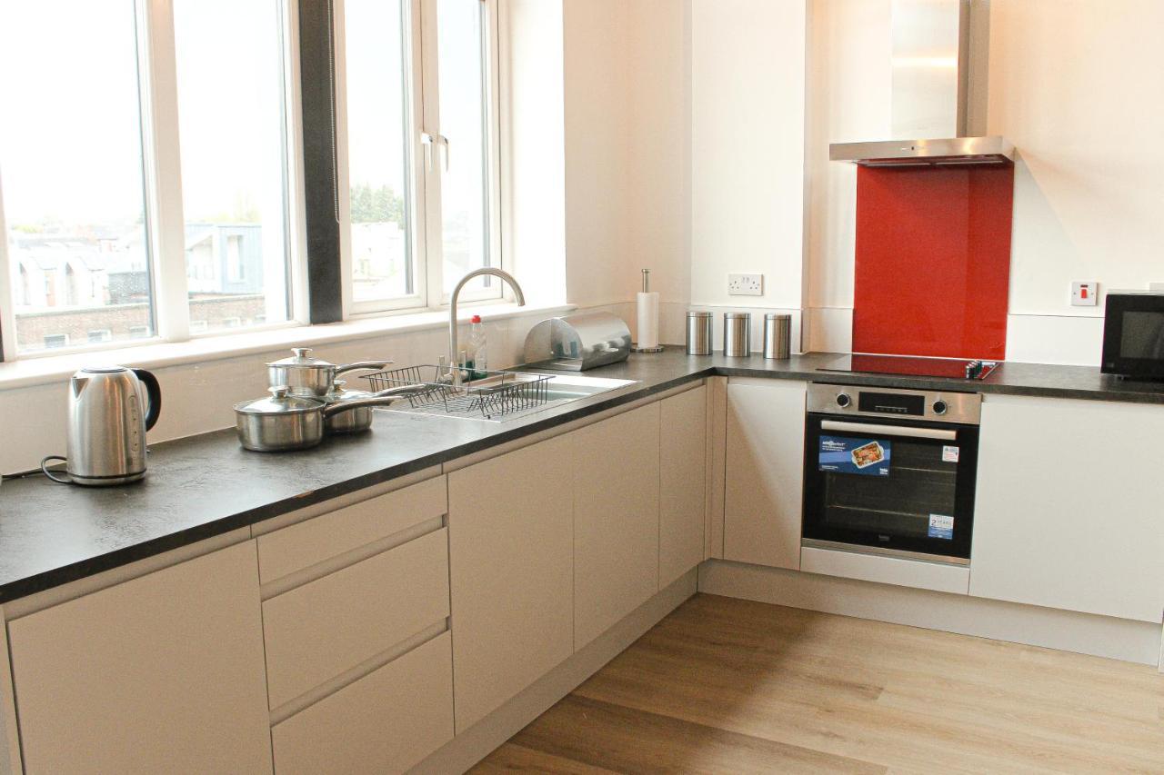 Modern Luxury Serviced Duplex Apartments By Repose- 150 Metro Court, 西布罗姆维奇 外观 照片