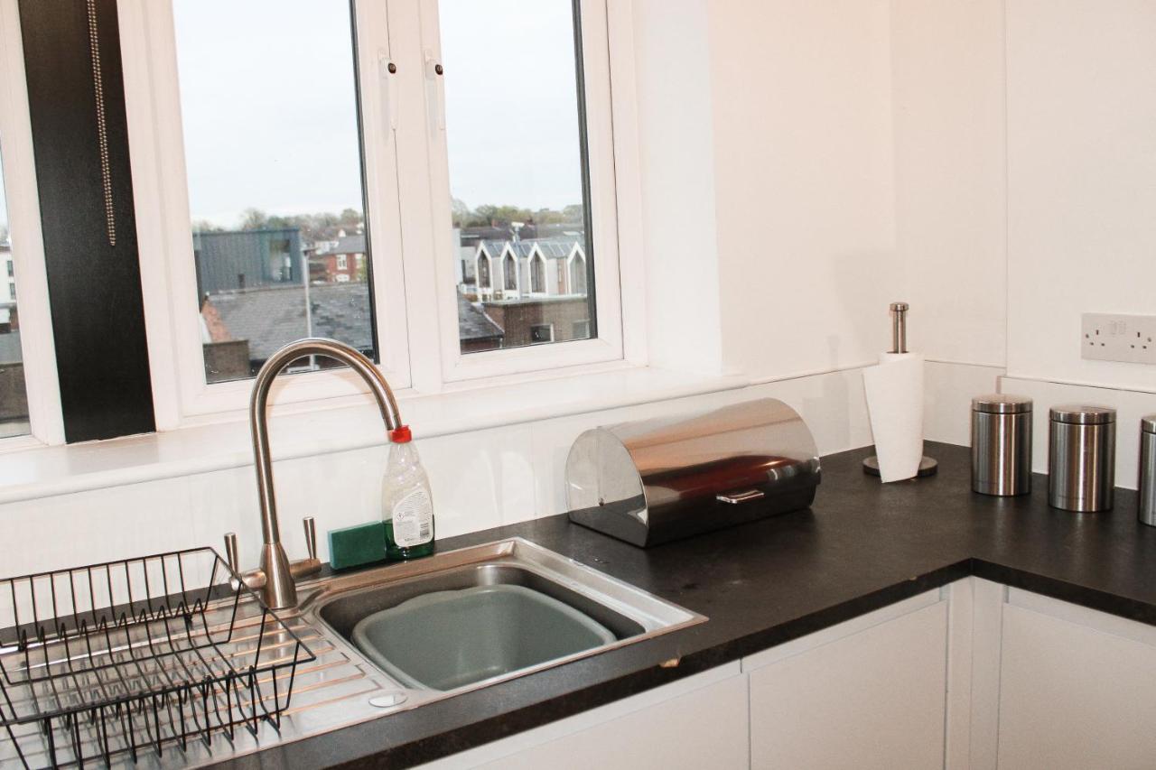 Modern Luxury Serviced Duplex Apartments By Repose- 150 Metro Court, 西布罗姆维奇 外观 照片