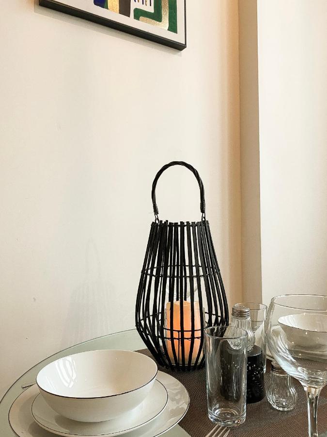 Modern Luxury Serviced Duplex Apartments By Repose- 150 Metro Court, 西布罗姆维奇 外观 照片
