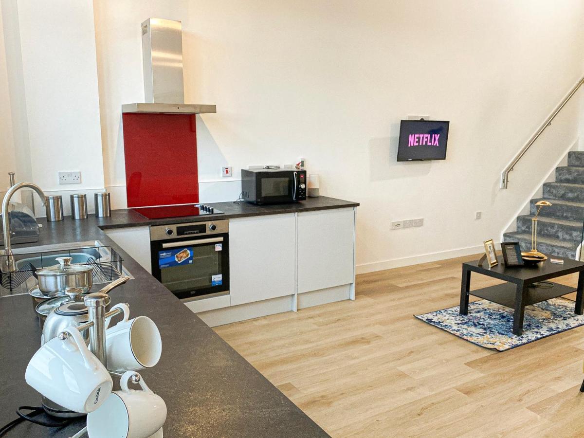Modern Luxury Serviced Duplex Apartments By Repose- 150 Metro Court, 西布罗姆维奇 外观 照片