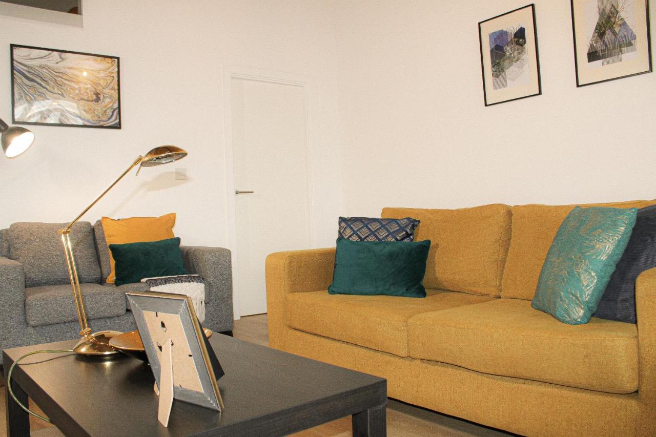 Modern Luxury Serviced Duplex Apartments By Repose- 150 Metro Court, 西布罗姆维奇 外观 照片