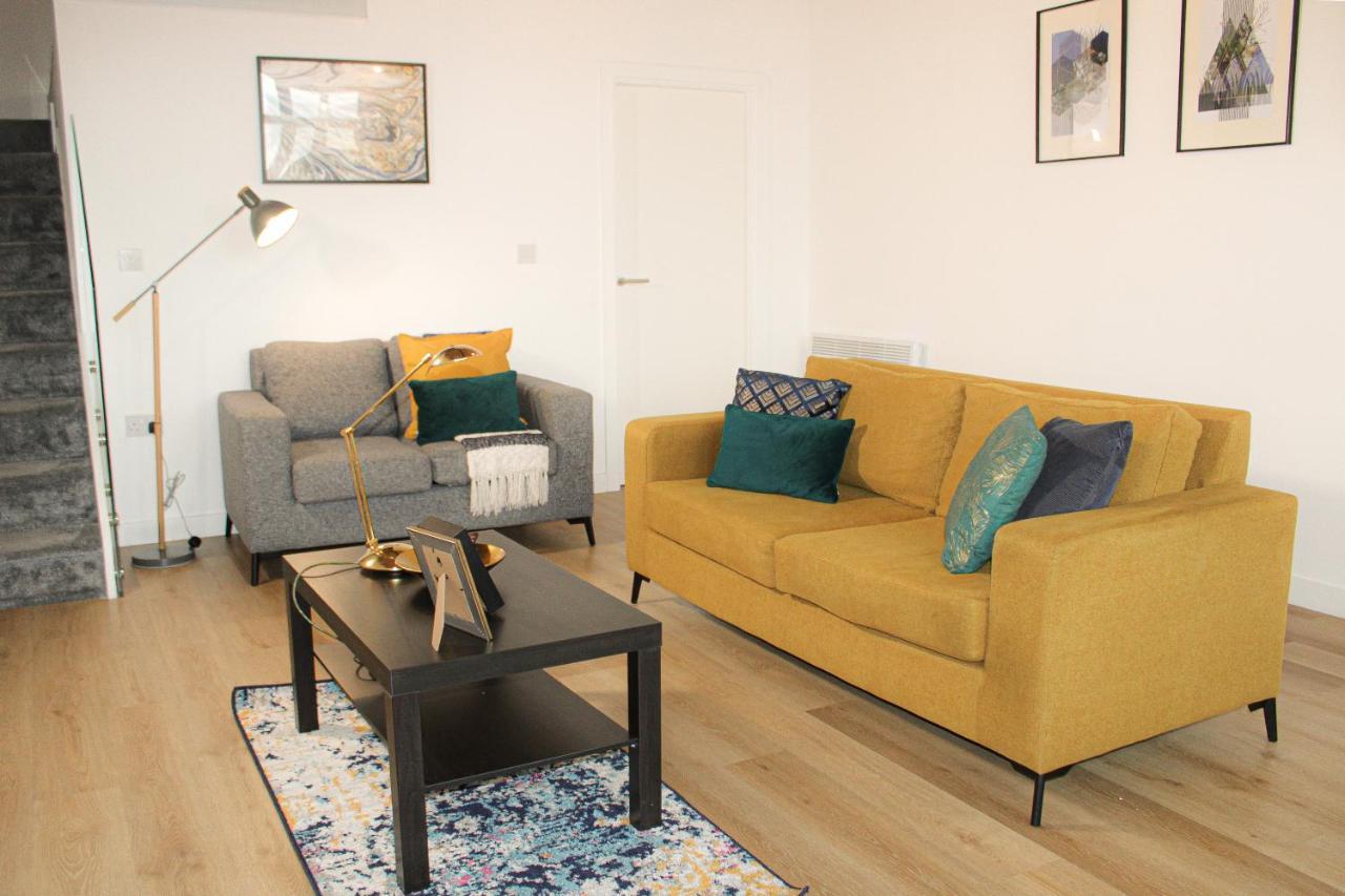 Modern Luxury Serviced Duplex Apartments By Repose- 150 Metro Court, 西布罗姆维奇 外观 照片
